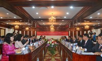 Ciudad Ho Chi Minh y Vientiane fortalecen cooperación bilateral 